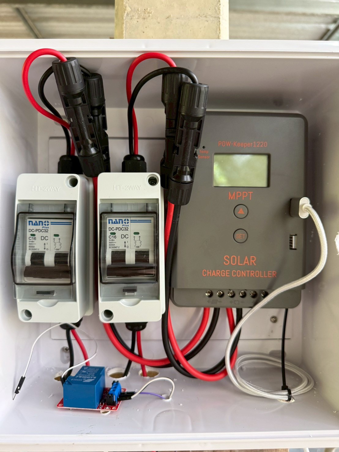 Inside the RaiSmart control box
